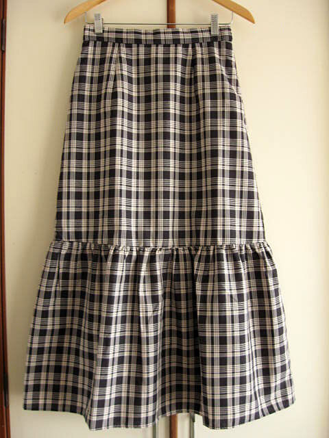 a.v.v アーヴェヴェ カラーチェックティアードスカート Mサイズ拍卖
