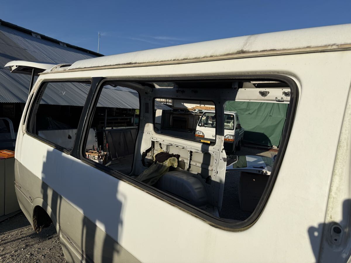 純正 ウェザーストリップ 右サイドガラス フロント側 運転席後ろ ハイエース 100系 ワゴン スーパーカスタムG KZH106W 1KZ-TE 4WD拍卖