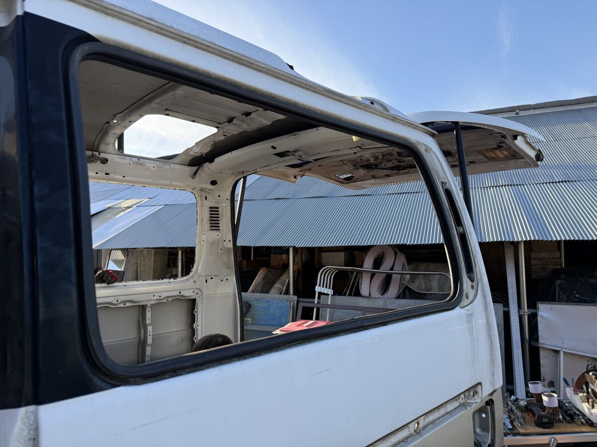 純正 ウェザーストリップ 左サイドガラス リア側 ハイエース 100系 ワゴン スーパーカスタムG KZH106W 1KZ-TE 4WD拍卖