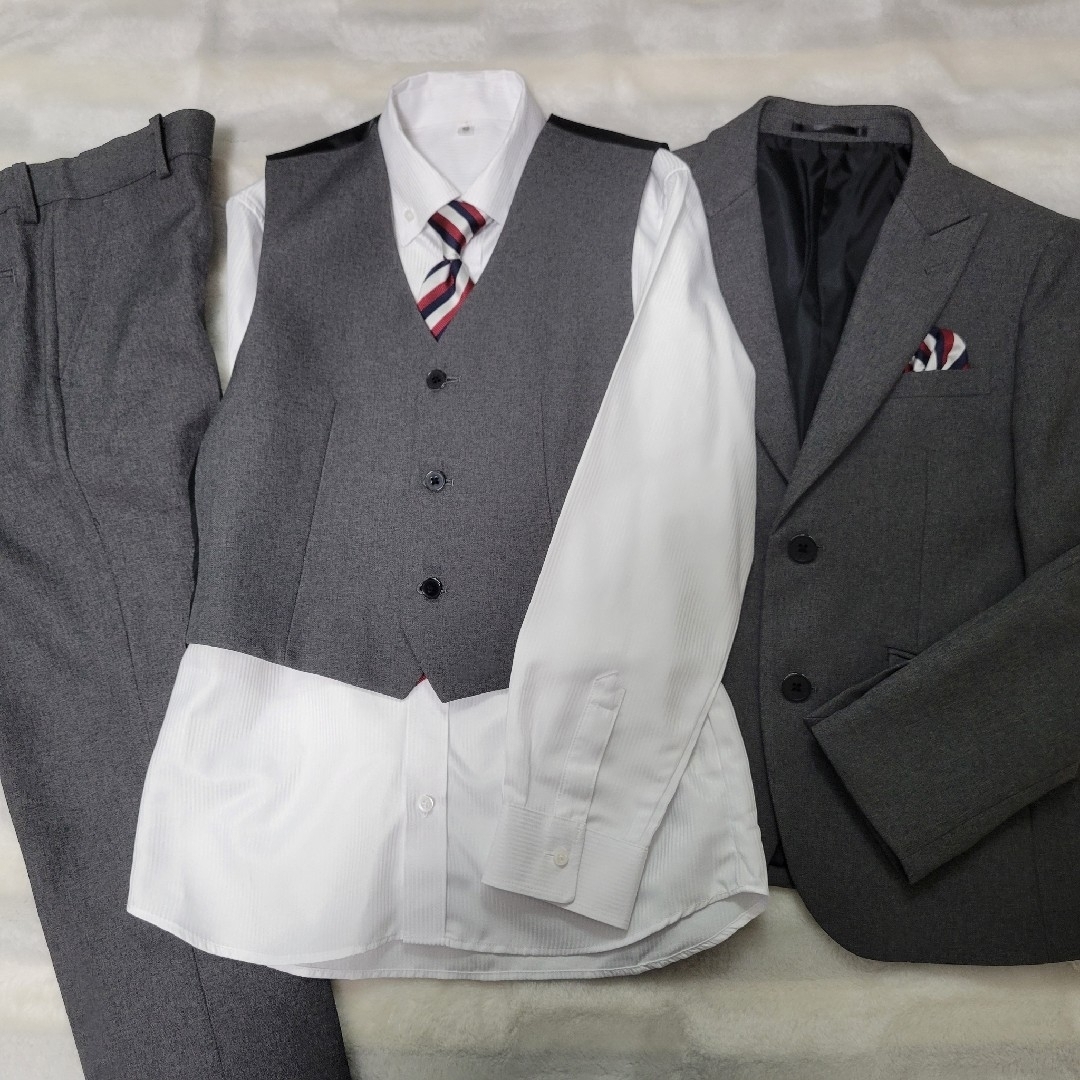 150cm【ベスト付き】フォーマルスーツ セットアップ 男の子 グレー拍卖