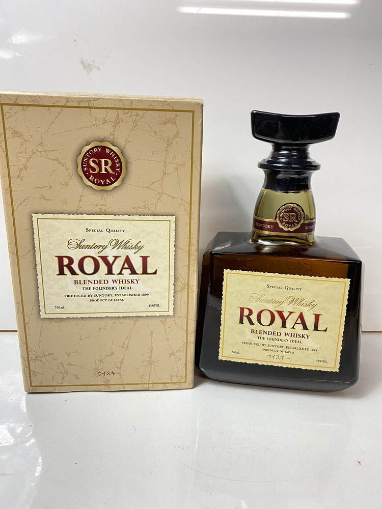 ICH (宮城県内のみ発送) 【現状渡し品】 未開栓 サントリー ローヤル ウイスキー 700ml 43度 〈214-251105-AA-04-ICH〉拍卖