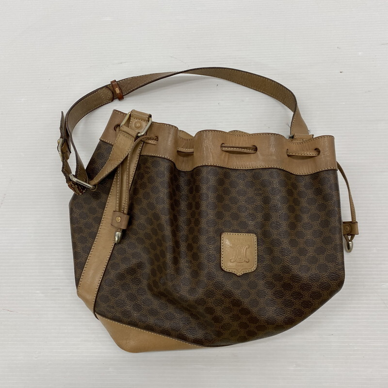 TEI【現状渡し品】CELINE セリーヌ 巾着バッグ ショルダーバッグ マカダム PVC レザー 本革 ロゴ型押し〈188-251104-TS-17-TEI〉拍卖