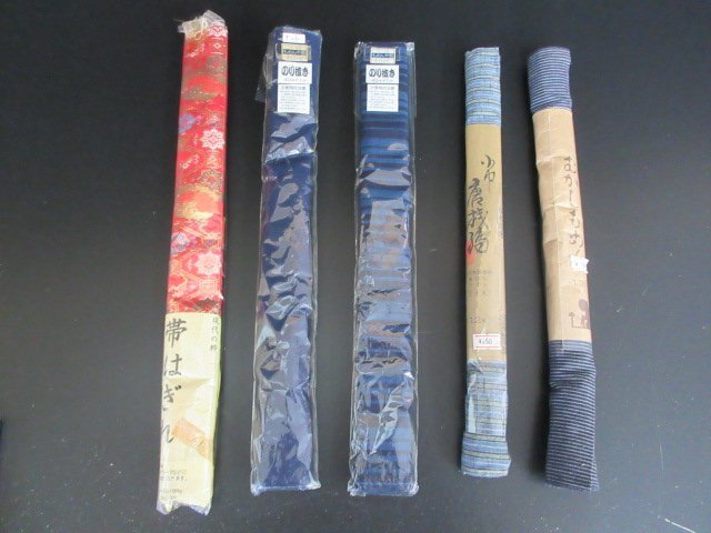 中古 着物 絹 化繊 交織 紬 綿 はぎれ リメイク等に 帯はぎれ 小紋 まとめて5点 反物 和装 和服【夢職】★拍卖