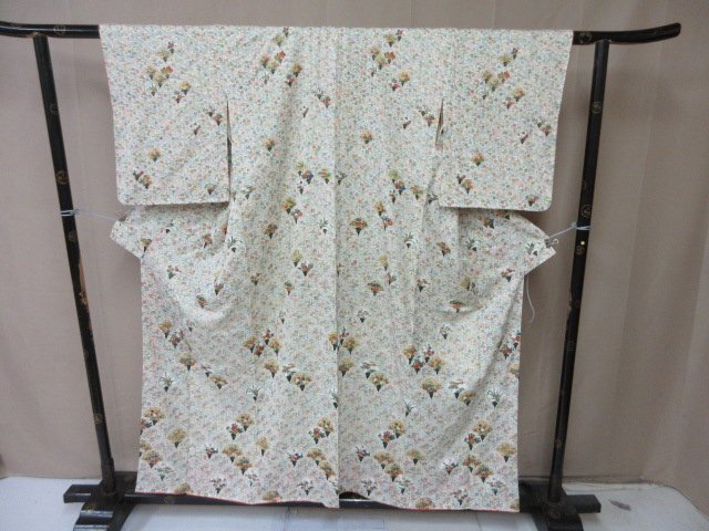 1円 中古 小紋 正絹 着物 縮緬 和服 和服 青海波 草花 雪輪取り 四季花 お洒落 高級 袷 身丈148cm 裄63cm【夢職】★拍卖