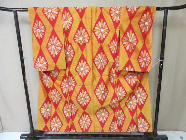 1円 中古 小紋 正絹 着物 銘仙 紬 和装 和服 菱 草花 菊 仕立て糸付 お洒落 高級 袷 身丈143cm 裄63cm【夢職】★拍卖