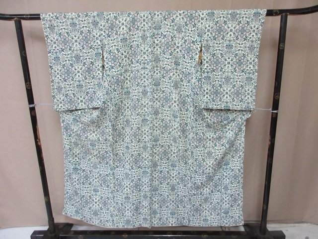 1円 中古 小紋 正絹 着物 縮緬 和服 和服 オリエンタル文様 草花 幾何学 お洒落 高級 袷 身丈140cm 裄63cm【夢職】★拍卖