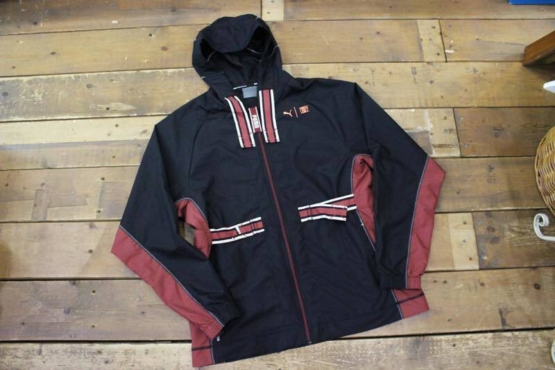 ☆PUMA/プーマ FIRST MILE アノラック 519268-01 ウィンドブレーカーシャツ sizeM レディース 黒 陸上 ランニング スポーツ 古着 used☆拍卖