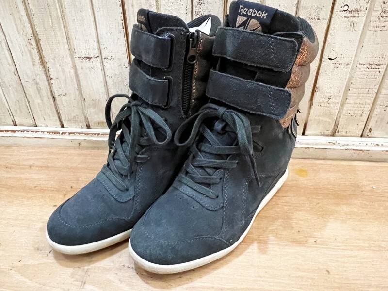 274★ Reebok × (アリシア キーズ) A KEYS WEDGE/リーボック V60907 コラボスニーカー スニーカー 23.5cm スミクロ レディース USED ★拍卖