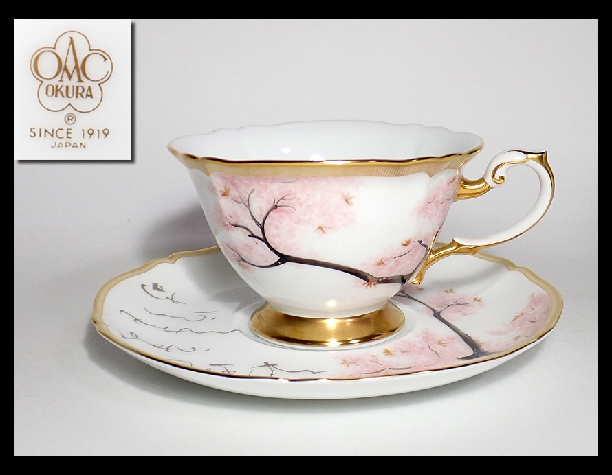 【海蛍】大倉陶園 カップ&ソーサー C&S 桜 百人一首 和歌 金彩花柄 一客 名家コレクション 希少厳選作 外箱付拍卖