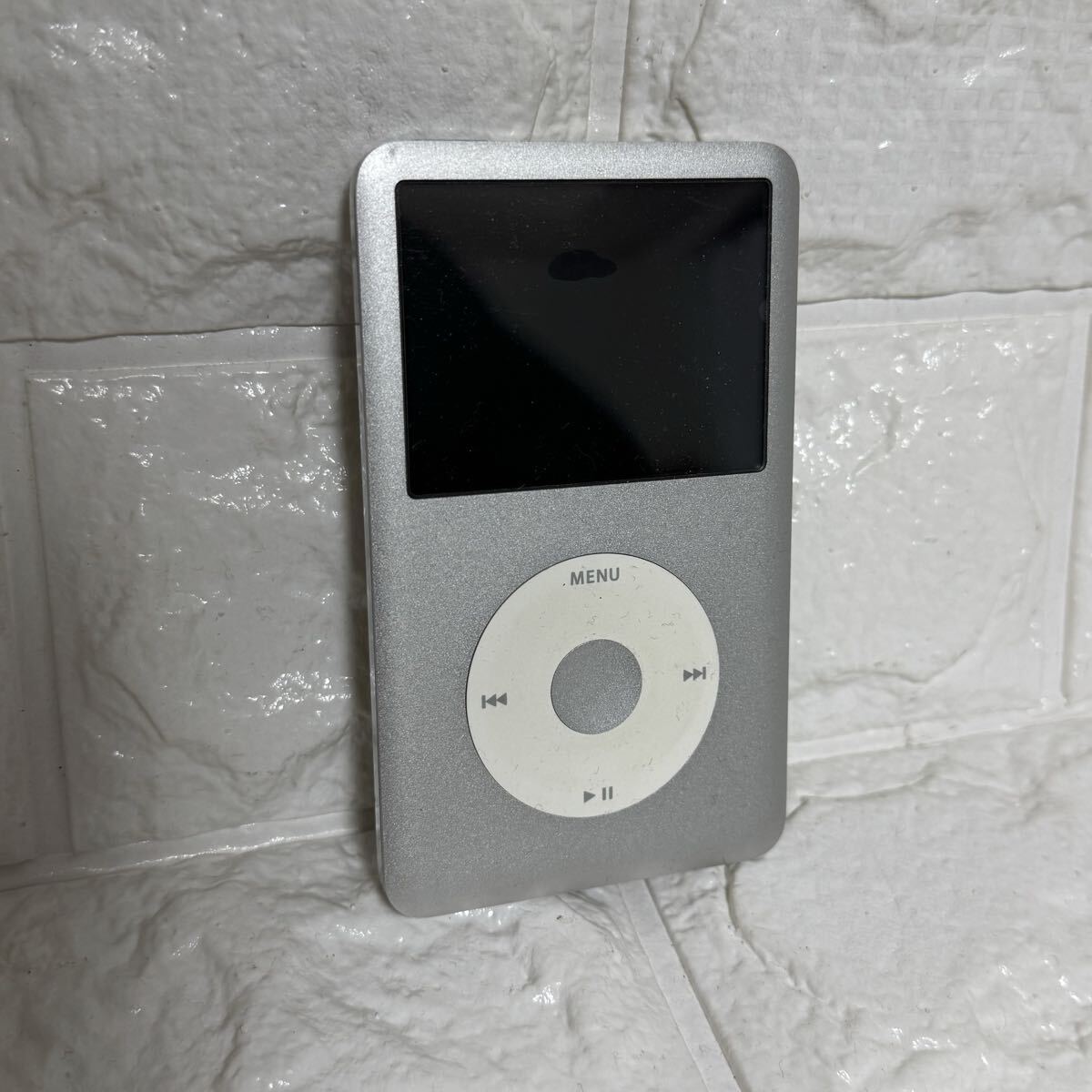 1円スタート ジャンク iPod classic Apple シルバー アップル アイポッド A1238 LOVE&PEACE拍卖