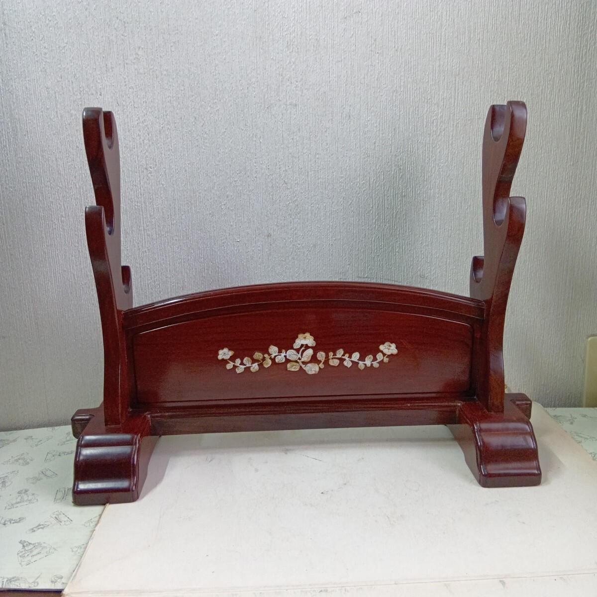 刀掛け 大刀 脇差用 螺鈿 刀装具 木製 唐木 武具 拍卖