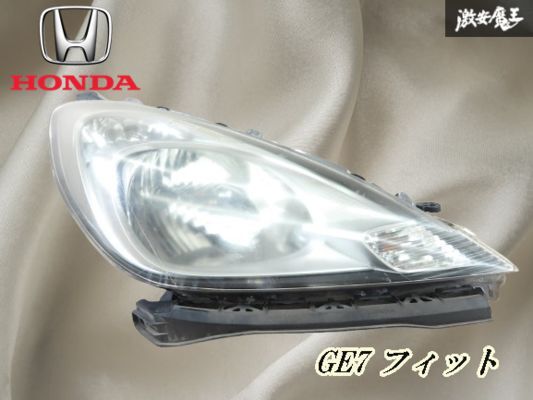 【割れ無し!!】ホンダ 純正 GE6 GE7 フィット 2012年式 ハロゲン ヘッドライト ヘッドランプ 右側 運転席側 打刻 2 STANLEY P9603 棚18-3拍卖