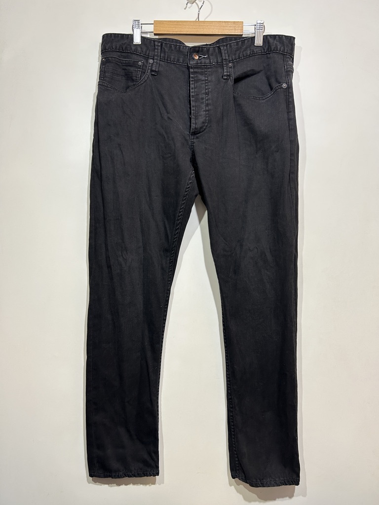 ★ DENHAM RAZOR DBS SLIM FIT デンハム ストレート ストレッチ ブラック スキニーデニムパンツ W33 ハサミ刺繍 ボタンフライ 黒拍卖