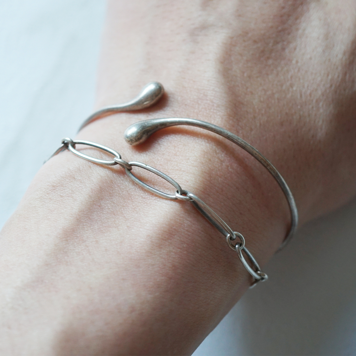 TIFFANY & CO エルサ ペレッティ ティアドロップバングル シルバー / ティファニー拍卖