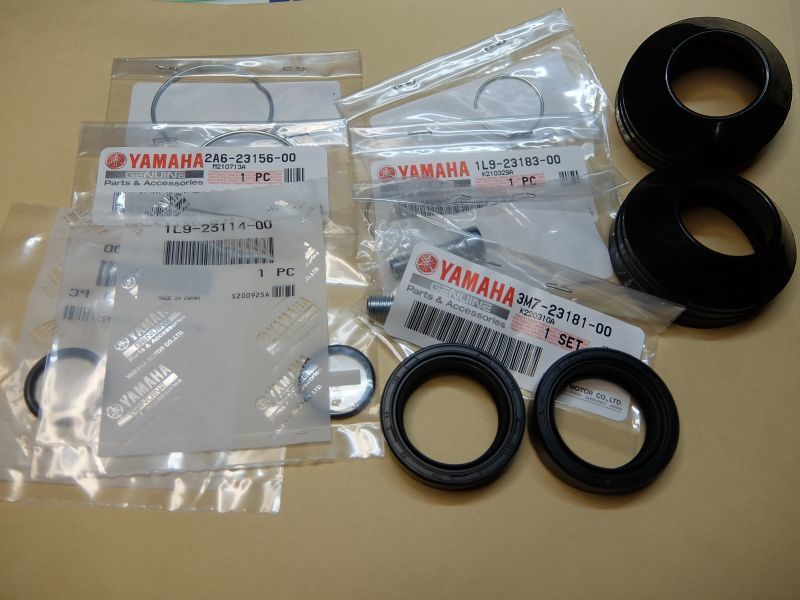 RZ250 RZ350 フロントフォーク オーバーホール キット オイルシール 純正タイプ ダストシール Oリング クリップ ボルト ダストカバー拍卖