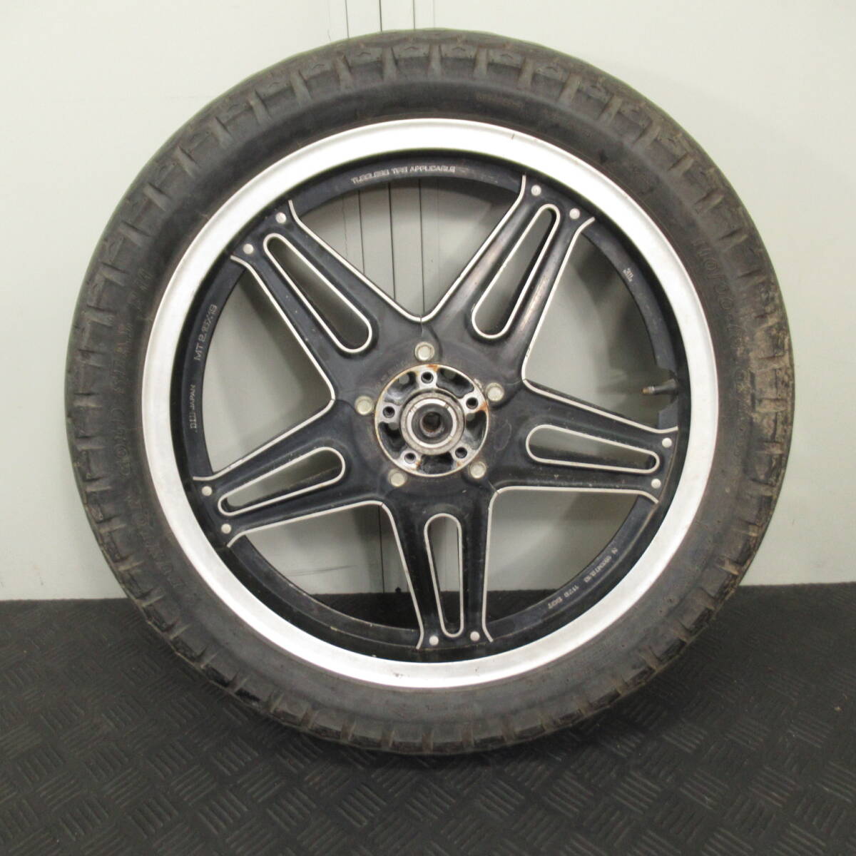 ホンダ CB650カスタム RC05 純正 フロントホイール 19×2.15 当時物 裏コムスター 当時物【180】USA-P-559拍卖