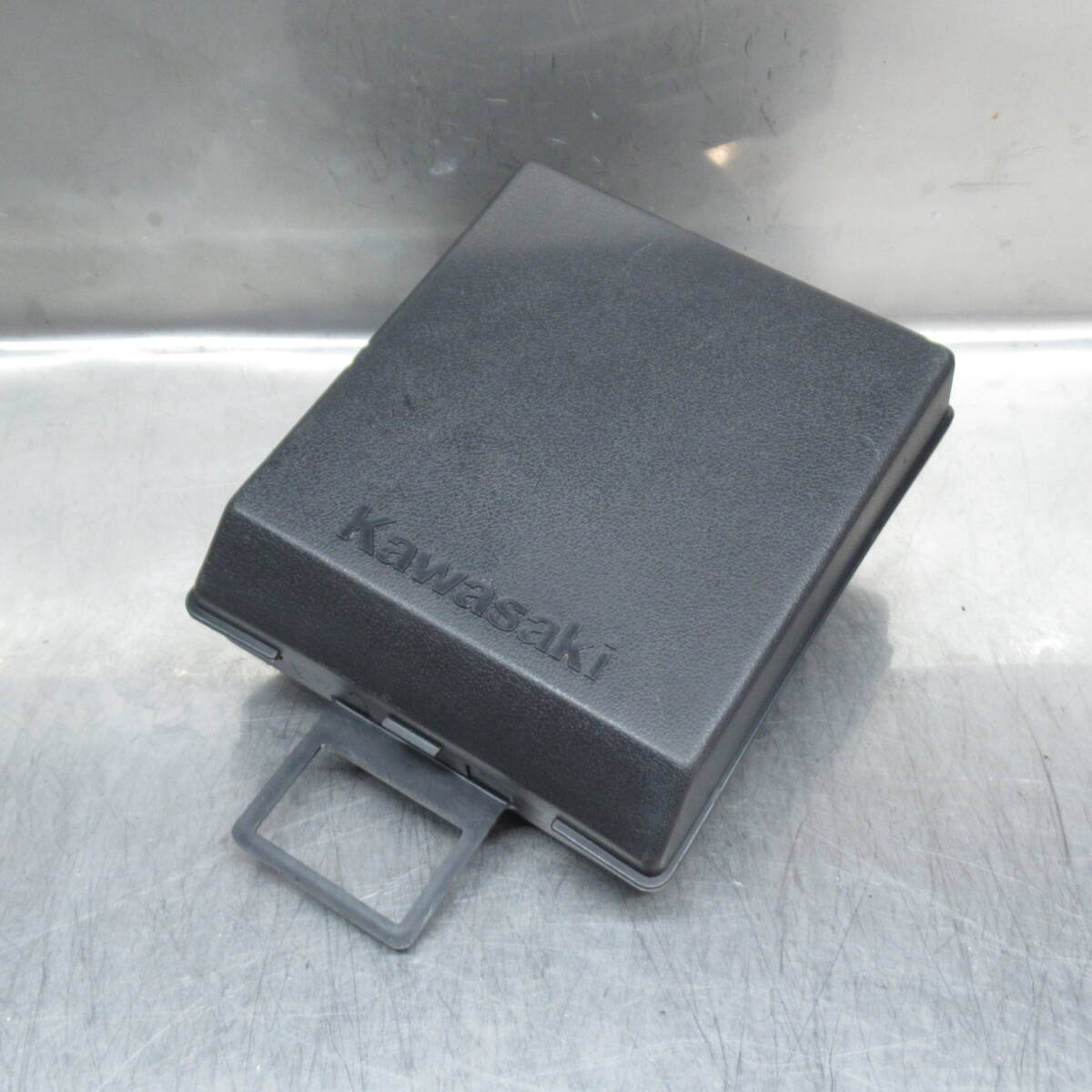 カワサキ Z400FX Z550FX Z400J Z500 純正 小物入れ 書類入れ ケース 当時物【060】USA-P-570拍卖