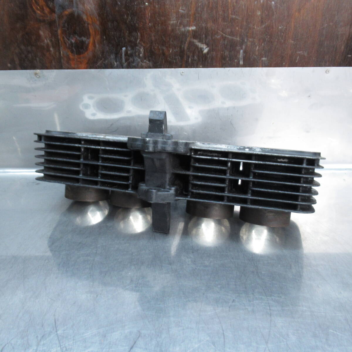 カワサキ KZ550 純正 シリンダー レストアベース 当時物 検)Z550FX Z400FX Z500 LTD【100】USA-P-618拍卖