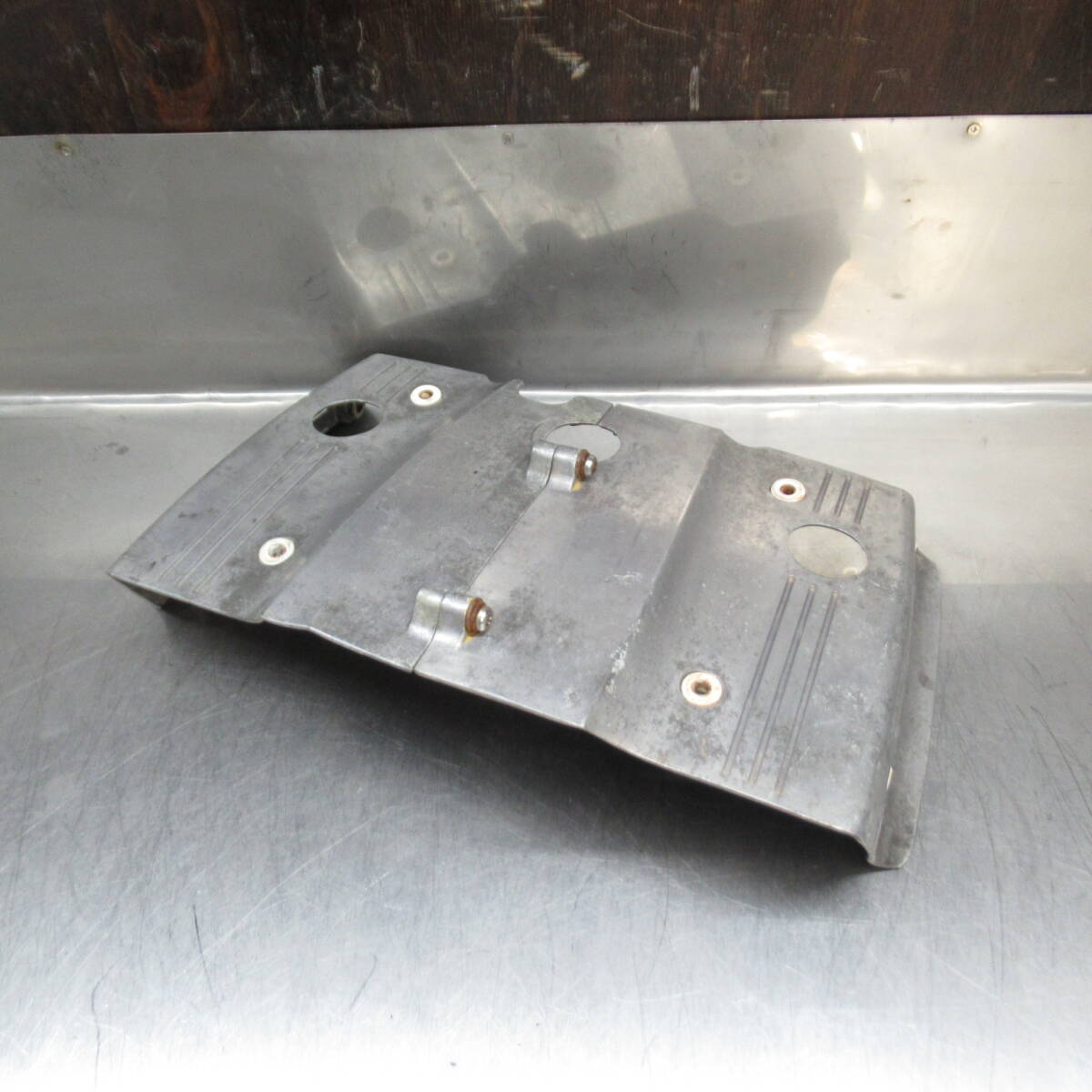 スズキ GT380 後期 純正 ラムエアカバー シリンダーヘッドカバー エンジンカバー 当時物【080】USA-P-634拍卖