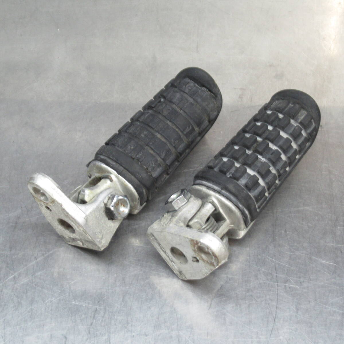 ホンダ CBX1000 CB1 SC03 SC06 純正 メインステップ 左右セット フロントステップ 当時物【060】TMI-D-130拍卖