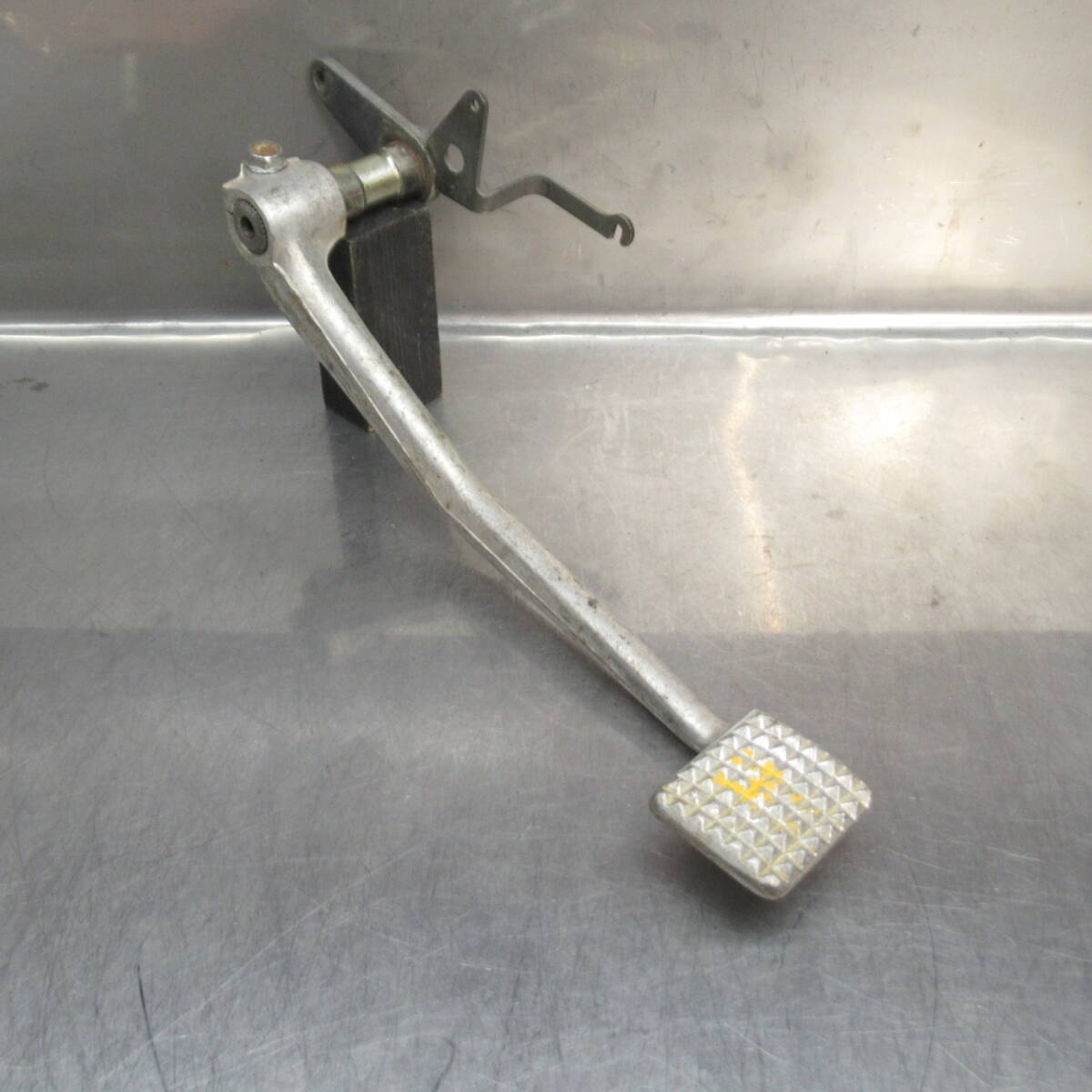 ホンダ CBX1000 CB1 SC03 SC06 純正 リアブレーキペダル 当時物【080】TMI-D-148拍卖