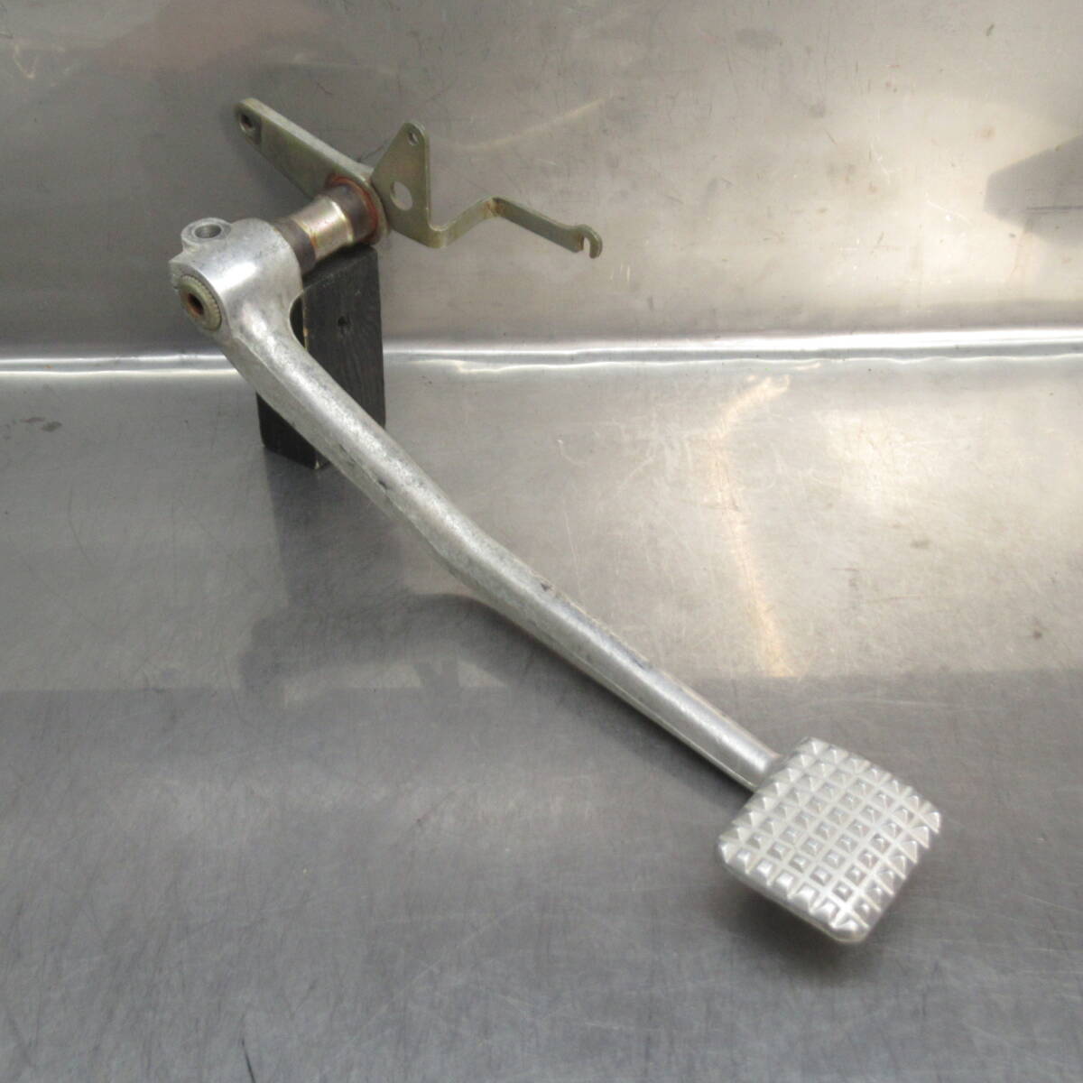 ホンダ CBX1000 CB1 SC03 SC06 純正 リアブレーキペダル 当時物【080】TMI-D-154拍卖