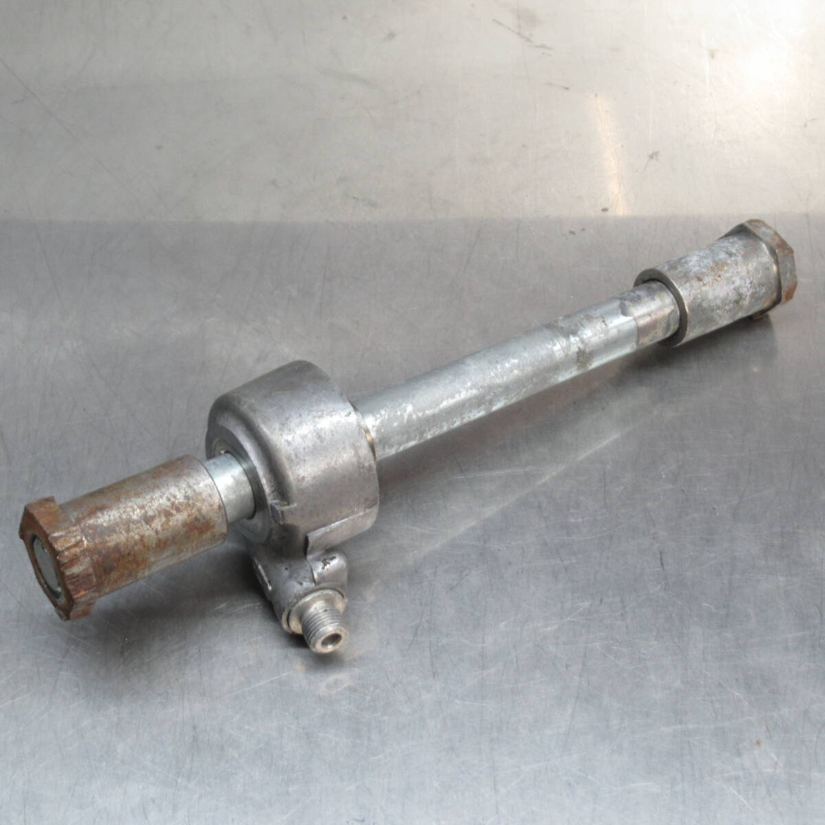 カワサキ KZ900 KZ1000 Z750Four KZ650 純正 フロントアクスルシャフト メーターギア 17mm 当時物【060】USA-O-095拍卖