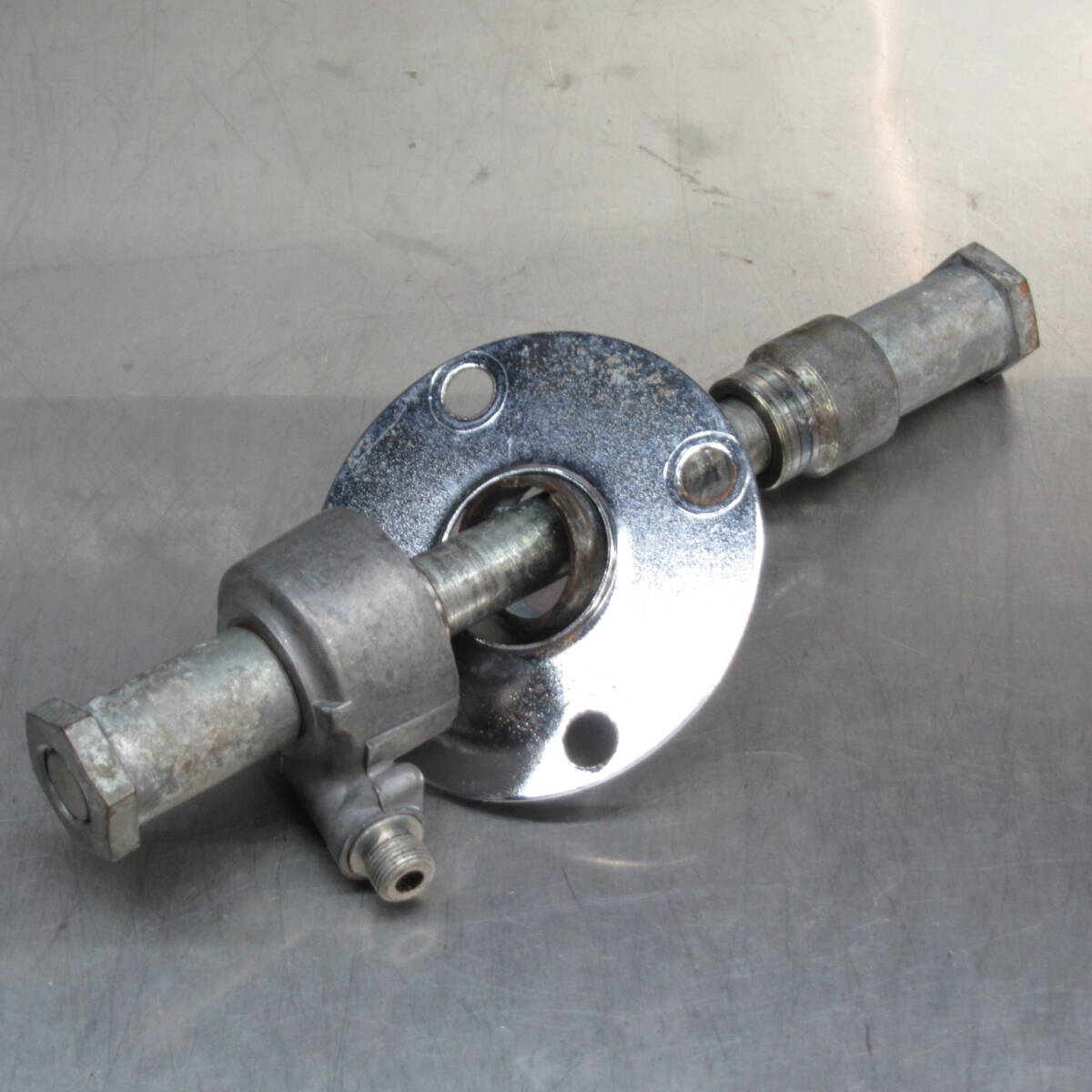 カワサキ KZ900 KZ1000 Z750Four KZ650 純正 フロントアクスルシャフト メーターギア 17mm 当時物【060】USA-O-096拍卖