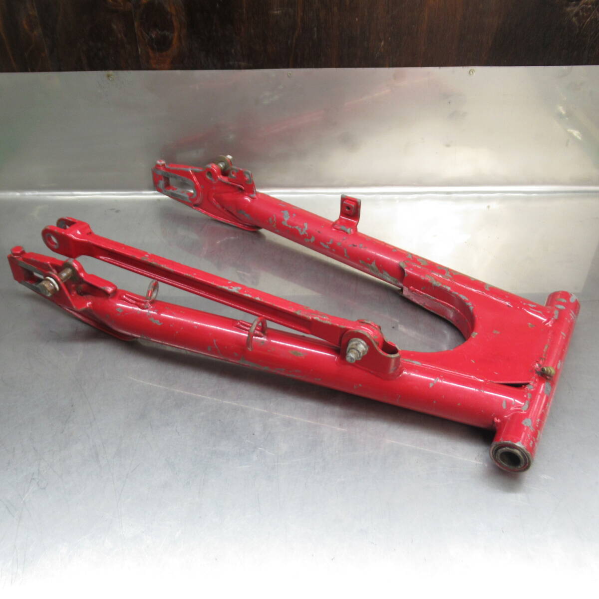 カワサキ KZ1000LTD 純正 スイングアーム 当時物 検)Z1 Z2 KZ900 MK2 Z1R【140】INO-E-027拍卖