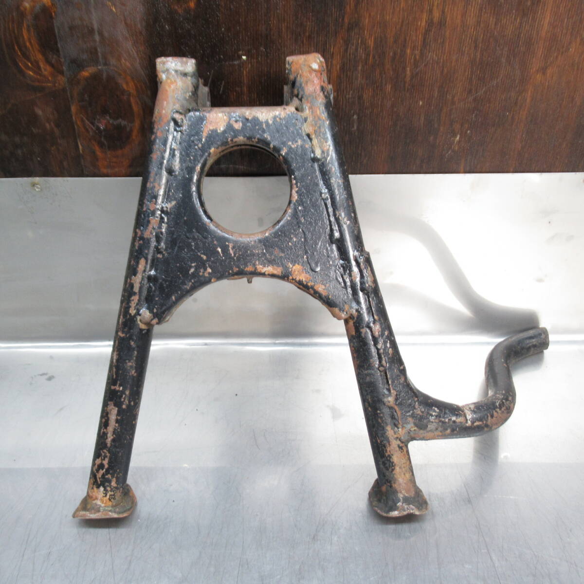 カワサキ Z1 Z2 KZ900 Z750Four KZ1000 純正 センタースタンド メインスタンド 当時物【100】INO-E-037拍卖