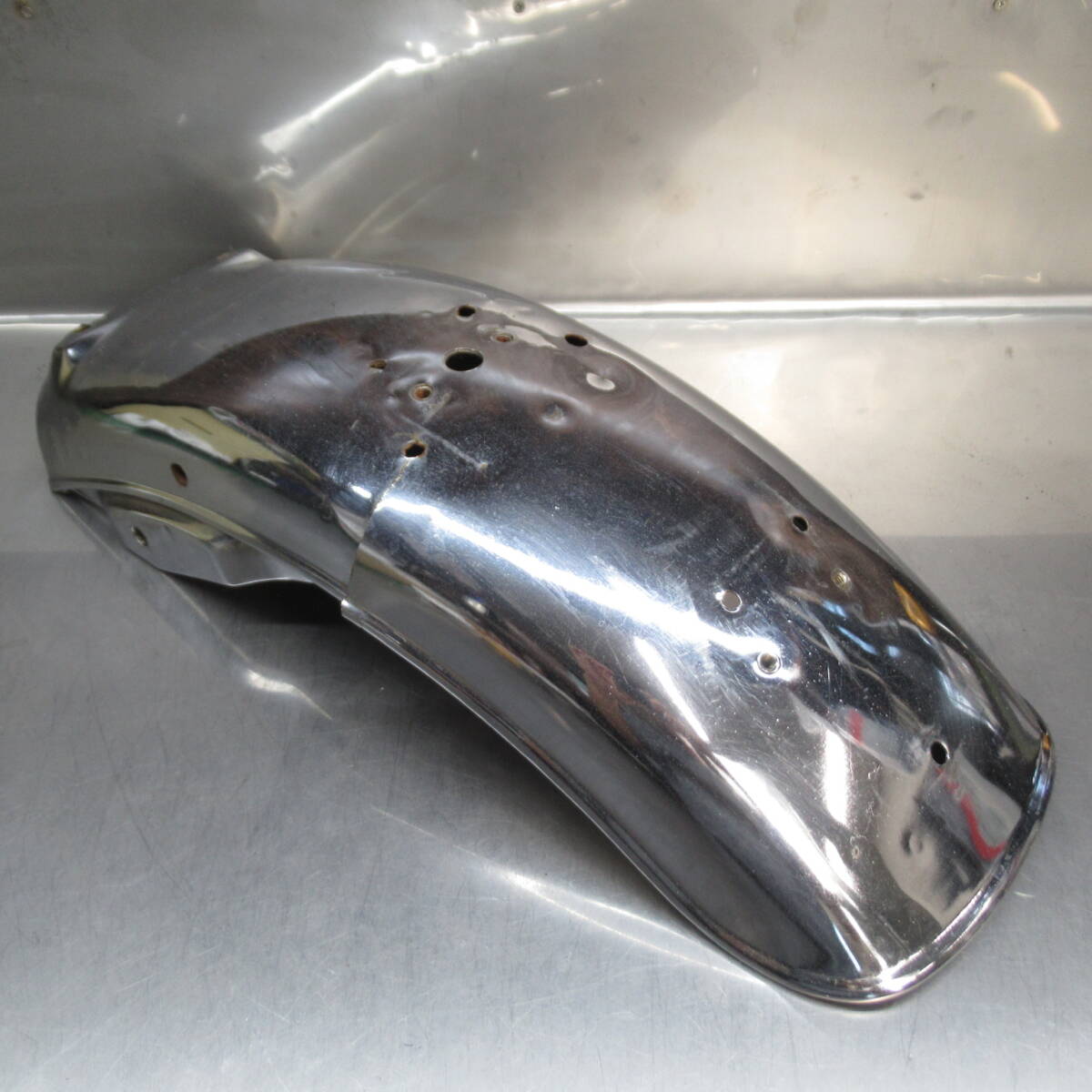 ホンダ CB550Four 純正 リアフェンダー ジャンク/レストアベース【140】INO-E-059拍卖