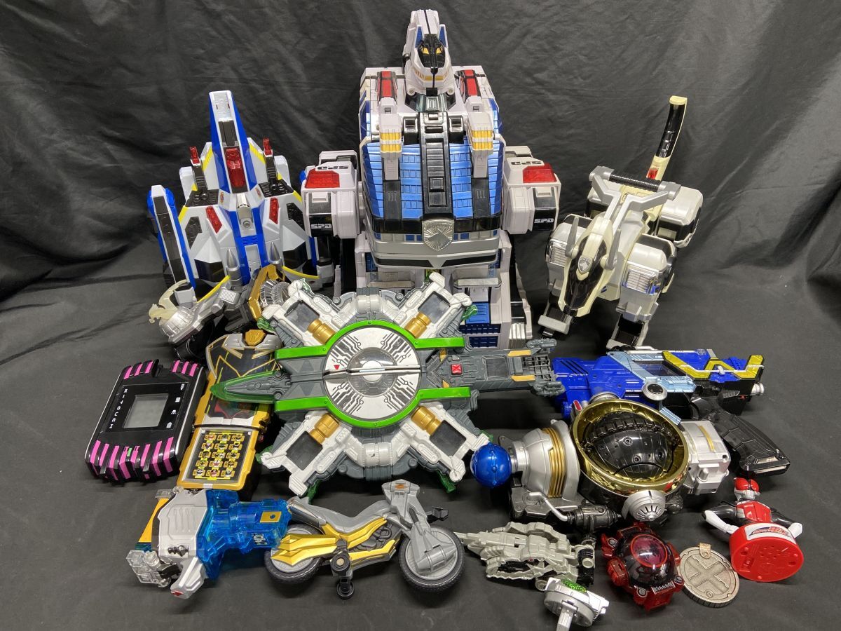【W002】中古 DXデカベースロボ/マーフィー K9 特捜戦隊デカレンジャー DXスペースペンドラゴン 仮面ライダー まとめ売り拍卖