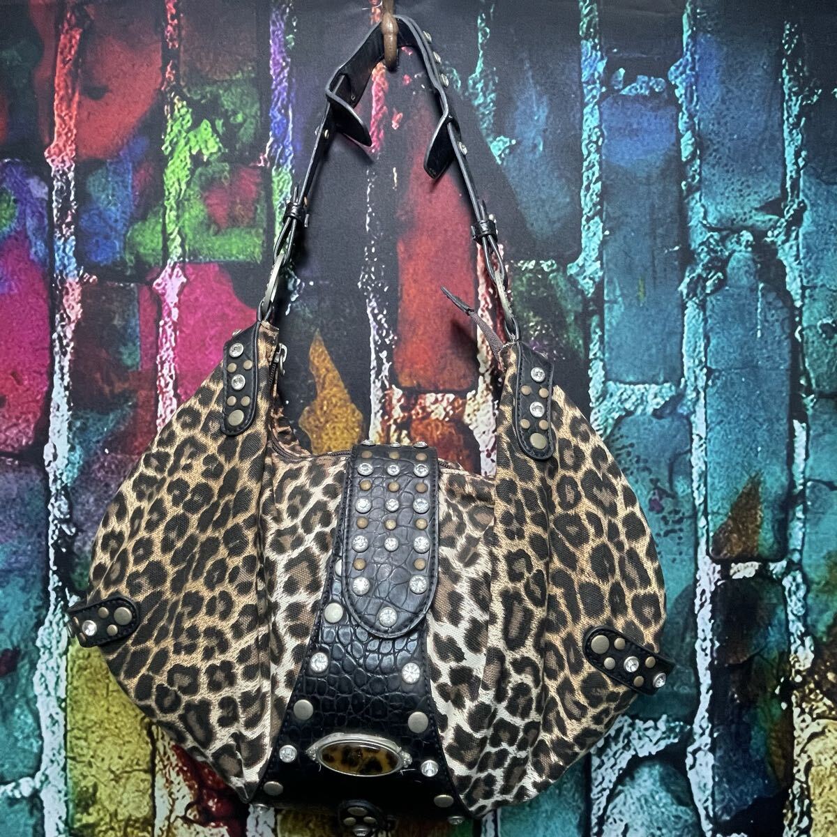 伊太利屋 ITALIYAレオパード柄 ハンドバッグ ホーボーバッグ拍卖