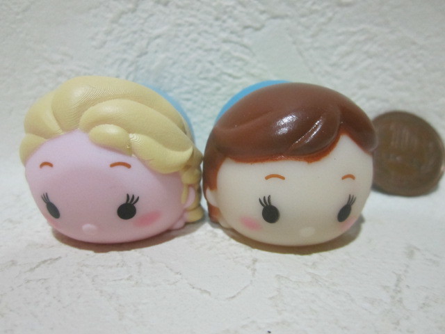 Disney / ディズニー / アナと雪の女王 2 / アナ・エルサ / ツムツム / ソフビ人形 拍卖