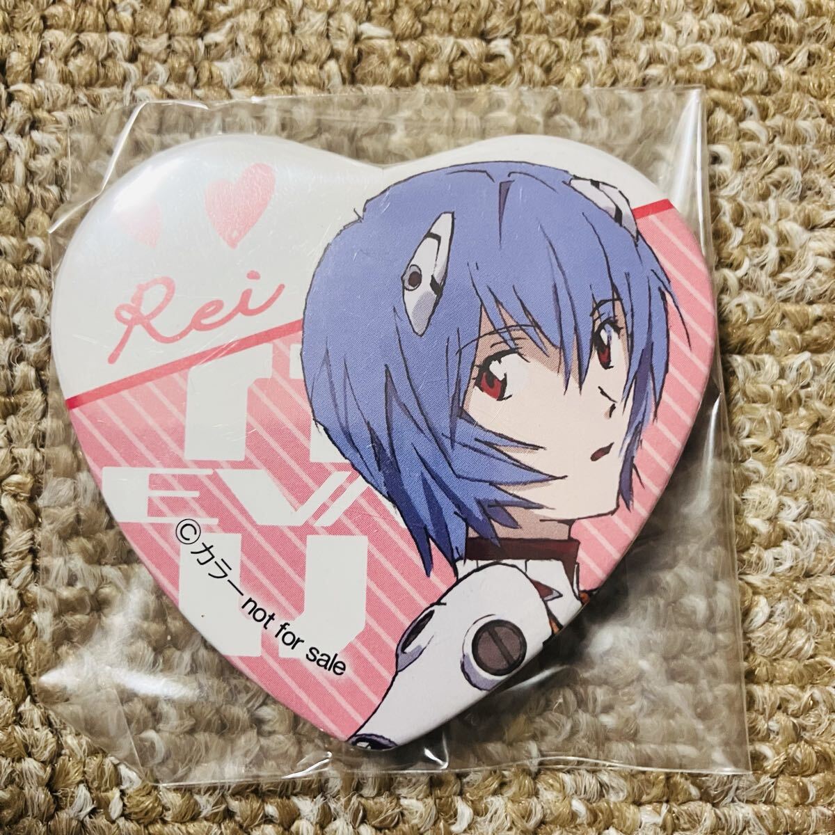 エヴァンゲリオン 綾波レイ ハート 缶バッジ バレンタイン クランチBOX 未開封拍卖