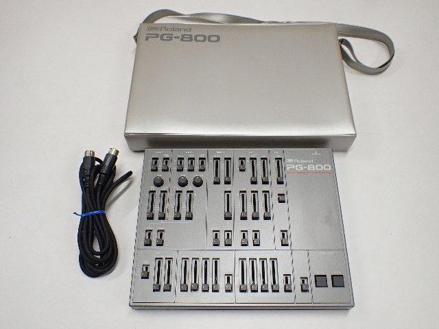 Roland ローランド シンセサイザープログラマー PG-800 ケーブル/保証書/ケース付き £ 74021-1拍卖