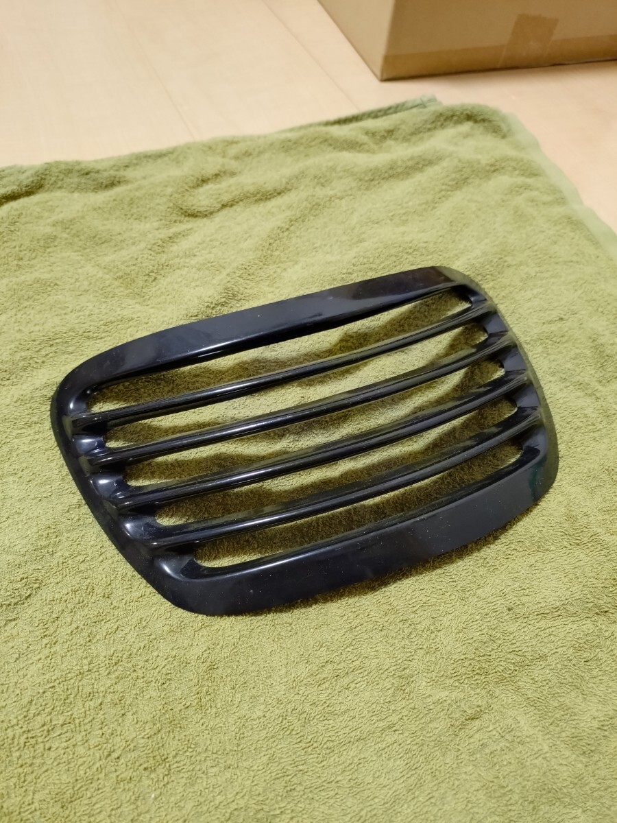 ZZR1100D PLEASURE ヘッドライトルーバー 未使用品 プレジャー ZX-11 D型拍卖