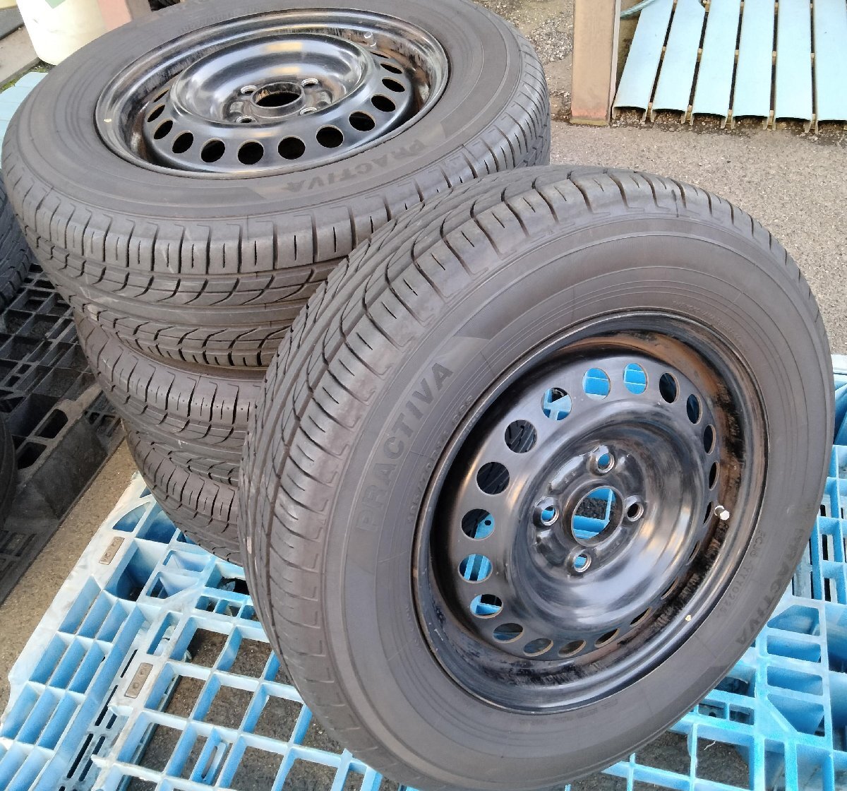 GB3 フリード 14インチ 4穴100 2025年 185/70R14 PRACTIVA バリ山 鉄ホイール+タイヤ 4本セット拍卖