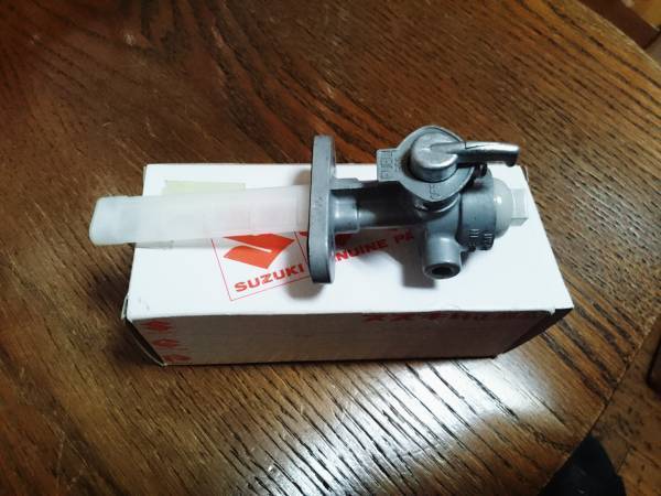 ペイペイTS400 ハスラー ガソリン コック 新品拍卖