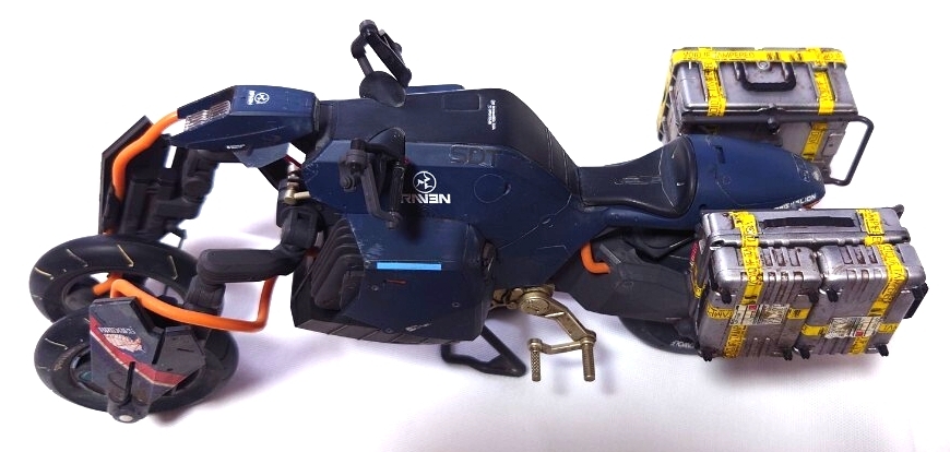 リバース・トライク 【塗装済完成品】 「DEATH STRANDING(デス・ストランディング)」より、主人公サムの駆る3輪オートバイ。可変します拍卖