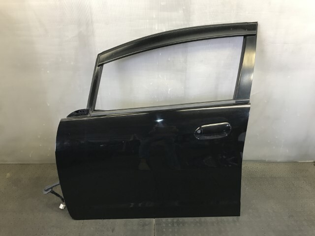 【TS】フィット DBA-GE6 左フロントドア 67050-TF0-G00ZZ 【個人宅配送不可】拍卖