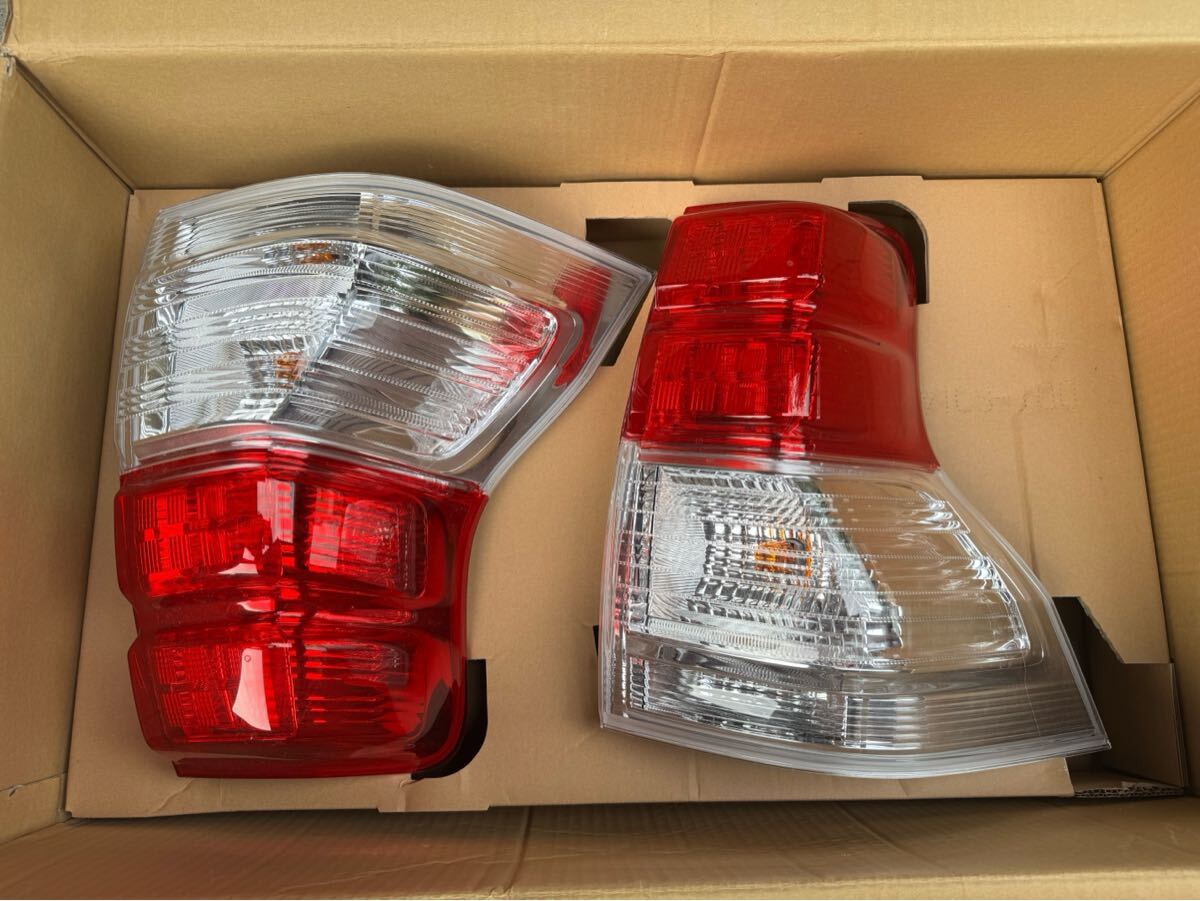 新車外し☆ランドクルーザー150プラド前期純正テールライト左右トヨタ純正STANLEYランクル中期にも LED拍卖