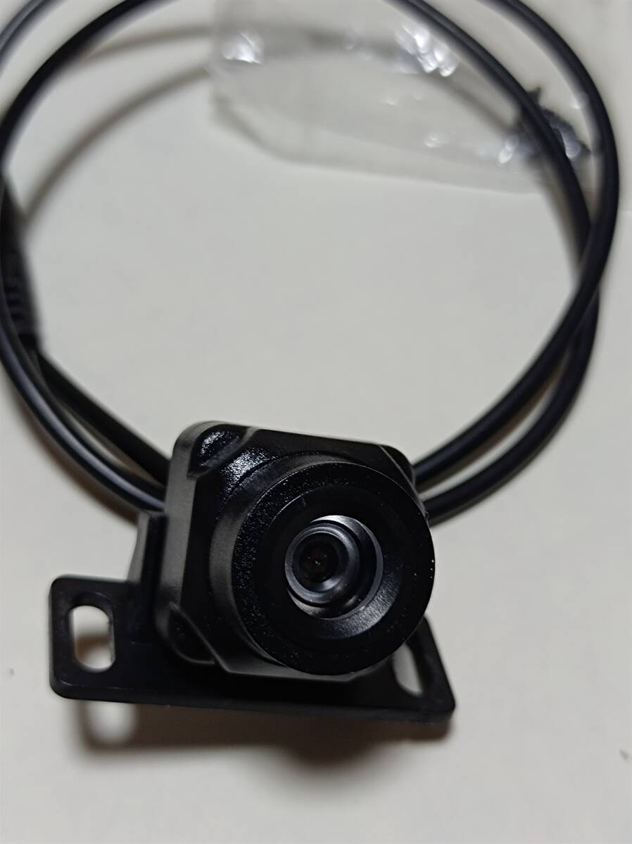 こちらの商品はバックカメラです未使用となります差し込み口は4Pとなります動作確認済みの商品となります拍卖