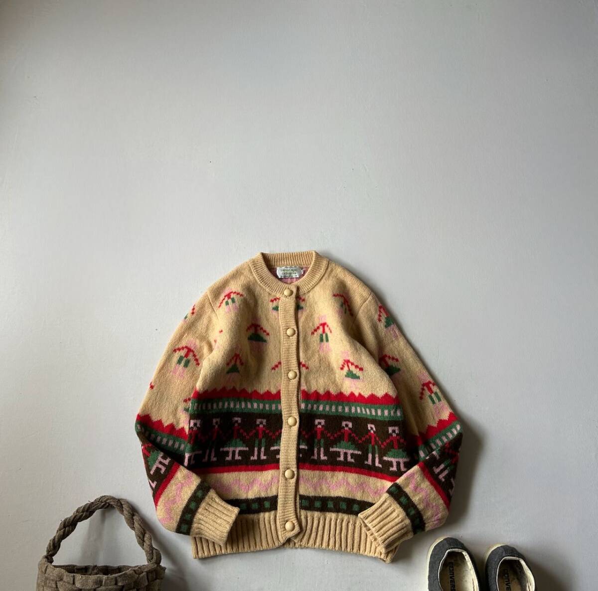 ベネトン UNITED COLORS OF BENETTON 可愛いニットカーディガン拍卖