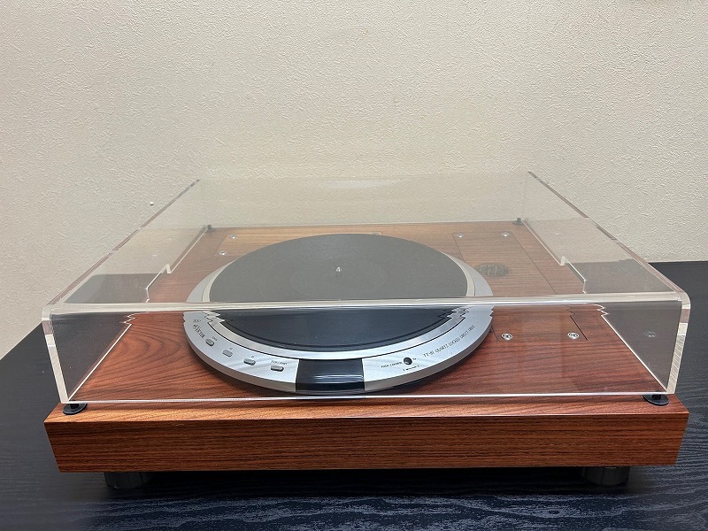 Victor ビクター TT-81 / CL-P2 ターンテーブル、専用キャビネット付き 輸送ネジ / 取扱説明書付【動作品】拍卖