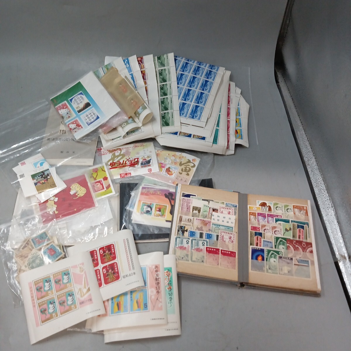 C 日本郵便 日本切手 シート バラ 額面12,731円 記念切手 コレクション拍卖