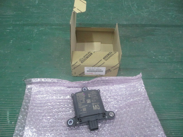 トヨタ アルファード AGH30W 純正 ブラインドスポットセンサー 88162-58030拍卖