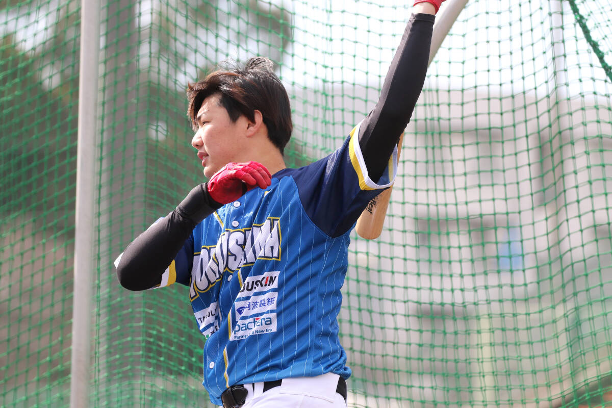 #10 篠塚大雅【徳島インディゴソックス2025シーズン実使用&サイン入りユニフォーム(上のみ)】拍卖