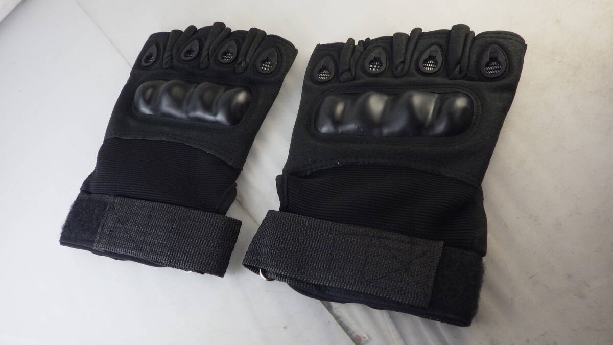 【新品】ハーフフィンガータクティカルグローブ BK L(20-21cm)拍卖