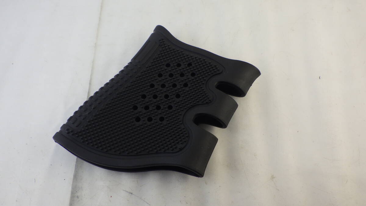 【新品】ラバーグリップ BK(フィンガーチャネル無し)拍卖